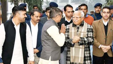मुख्यमंत्री ने गांव को एक पैतृक घर देकर बचपन को याद किया