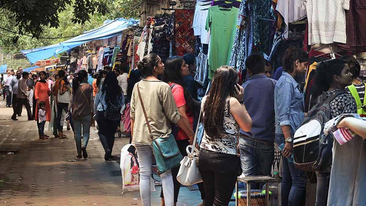 दिल्ली में यहां पर लगी साल की पहली फैशन एग्जीबिशन, सर्दियों के लिए खरीदें सभी ब्रांडेड कपड़े