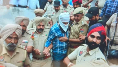 शिव सेना नेता के घर पर हमला, गोली मारकर वाहनों को तोड़फोड़