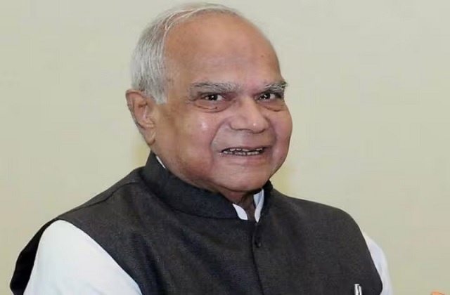 पंजाब गवर्नर का इस्तीफा अभी भी स्वीकार नहीं किया गया है; बनवारी लाल पुरोहित फिर से कार्य करेंगे, छठी बार सीमावर्ती क्षेत्रों का दौरा करेंगे।
