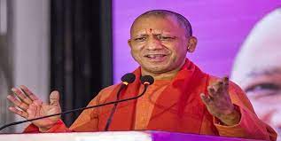 गोरखपुर में मुख्यमंत्री योगी आदित्यनाथ ने राष्ट्रीय ग्रामीण आजीविका मिशन की लाभार्थी महिलाओं से 'नारी शक्ति वंदन सम्मेलन' में चर्चा की।