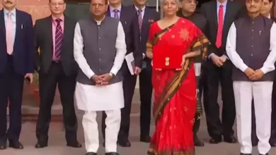 2024 बजट: बजट को मंजूरी देने के लिए वित्त मंत्री निर्मला सीतारमण राष्ट्रपति भवन पहुंची