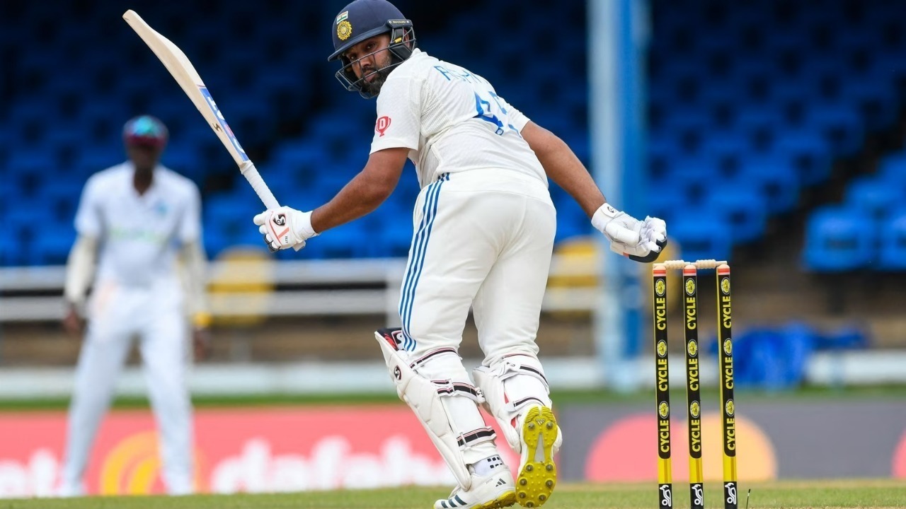 Rohit Sharma 12वां टेस्ट शतक तक पहुंचे और घरेलू मैदानों पर 400 रन के स्थान पर पहुंचने के करीब हैं