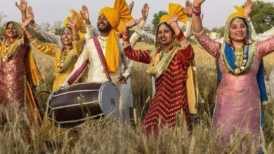 Baisakhi 2024: कब और क्यों मनाते हैं बैसाखी पर्व? जानें इस दिन का इतिहास और महत्व