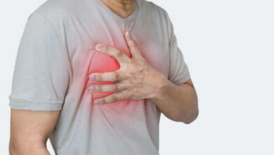 Chest Pain due to Gas: लक्षण, कारण, निदान और उपचार के बारे में जानिये