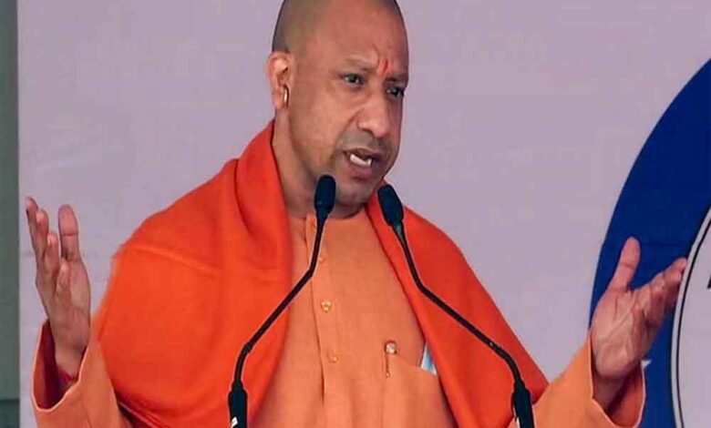 CM Adityanath ने लोगों से सोच-समझकर वोट डालने को कहा