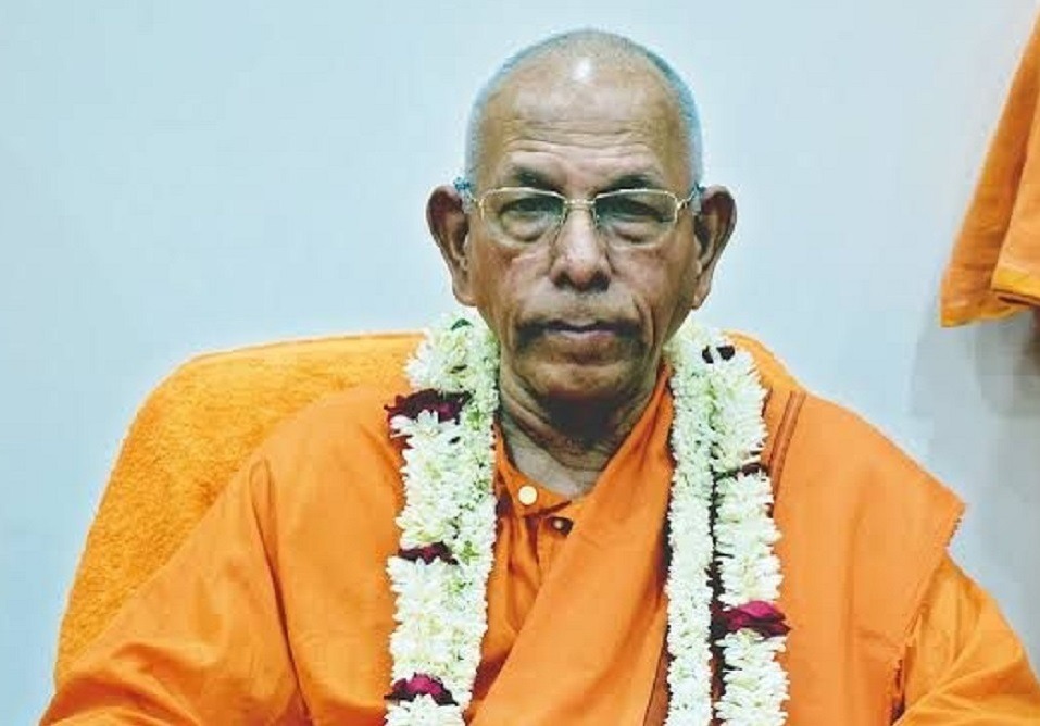 Yogi Adityanath, ने रामकृष्ण मिशन के प्रमुख स्वामी स्मरणानंद के निधन पर शोक व्यक्त किया