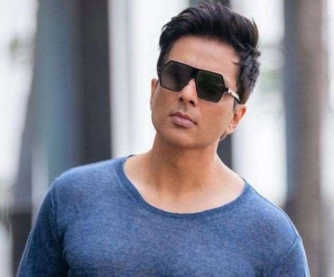 Sonu Sood: एक बार फिर मसीहा बने, डिलीवरी मैन के समर्थन में कही ये बात