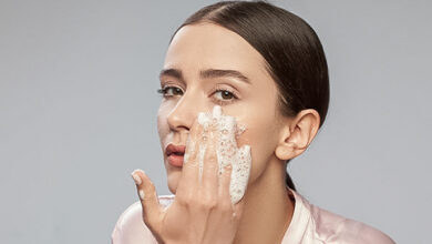 Dry Skin Care: चेहरे पर ड्राई पैचेस दिख रहे हैं? इस फेस पैक से स्किन चमक जाएगी