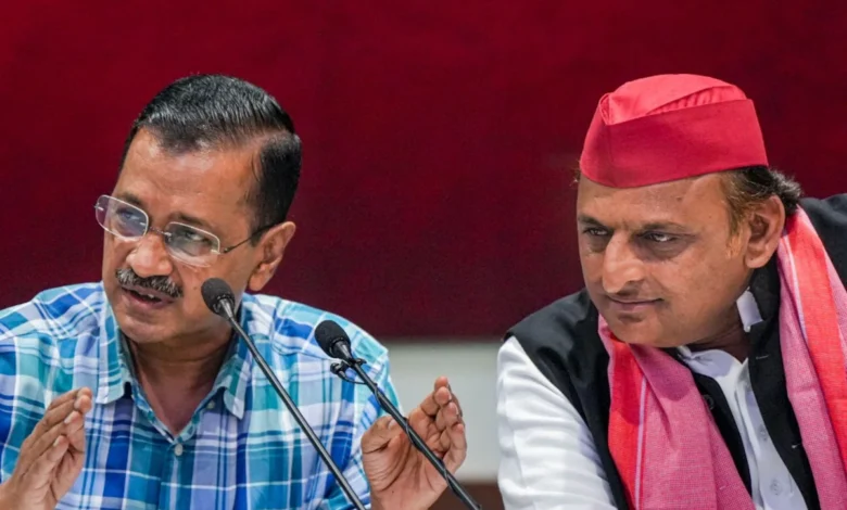 स्वाति मालीवाल के सवाल पर अखिलेश यादव ने किया अरविंद केजरीवाल का बचाव, कहा- 'और भी मुद्दे हैं.'..