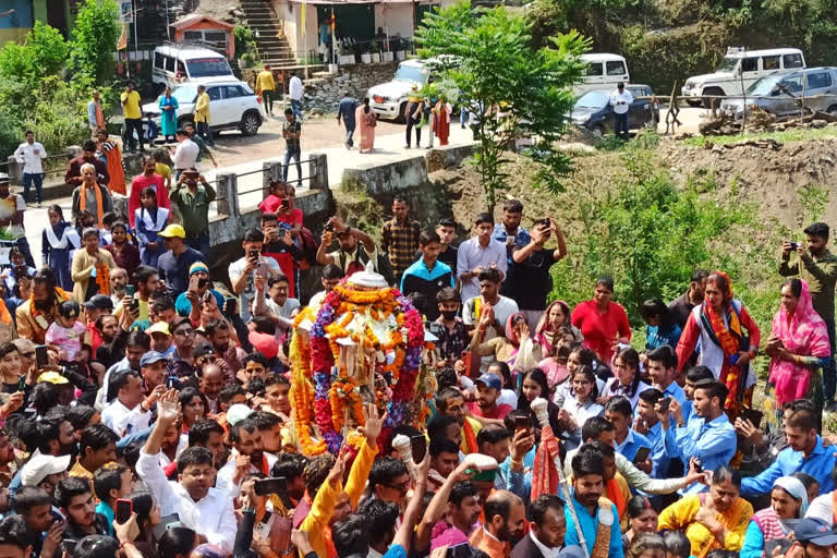 श्री बदरीनाथ-केदारनाथ मंदिर: पंचमुखी चल-विग्रह मूर्ति, जो उखीमठ के ओंकारेश्वर मंदिर में शुरू हुई थी, सोमवार को केदारनाथ धाम जाएगी।