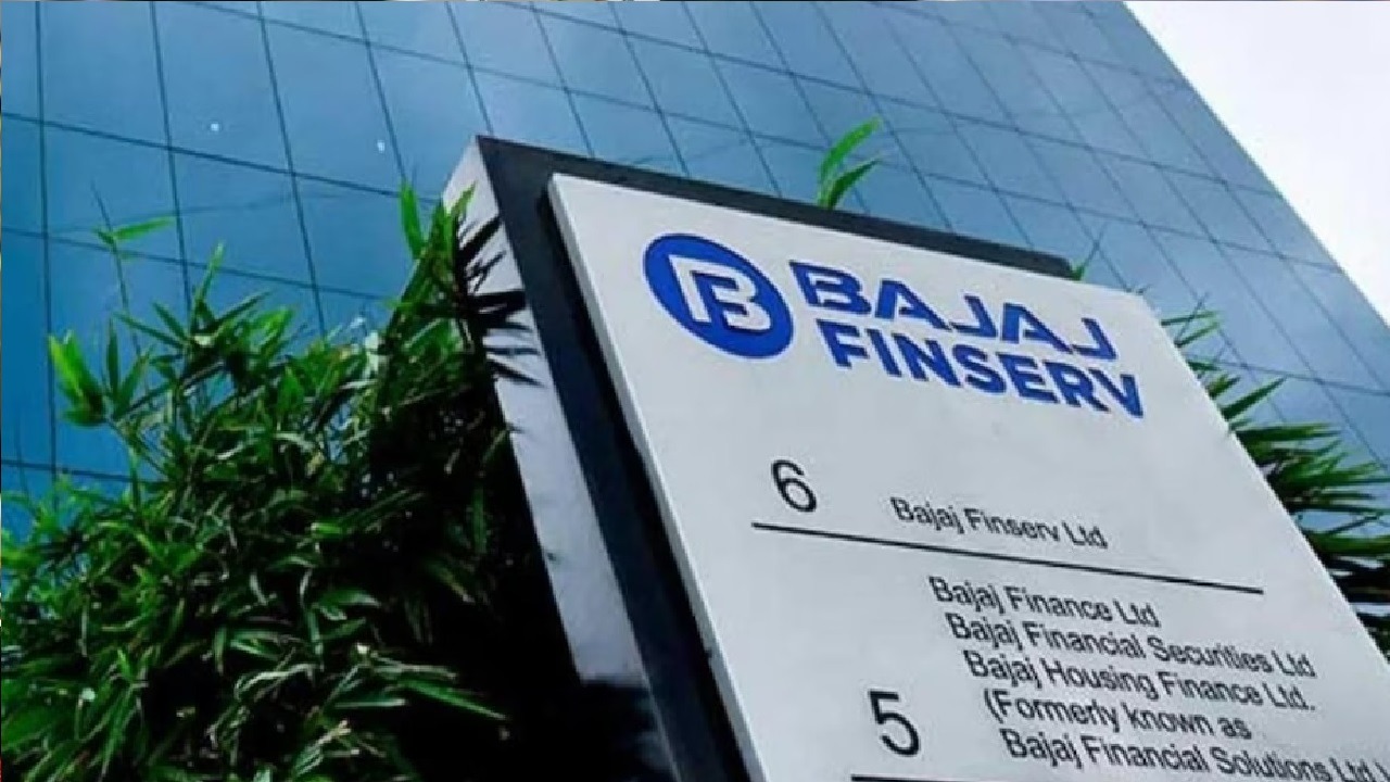 Bajaj Finance पर ईकॉम कार्ड और इंस्टा ईएमआई के जरिए कर्ज देने पर लगी रोक हटा दी गई है