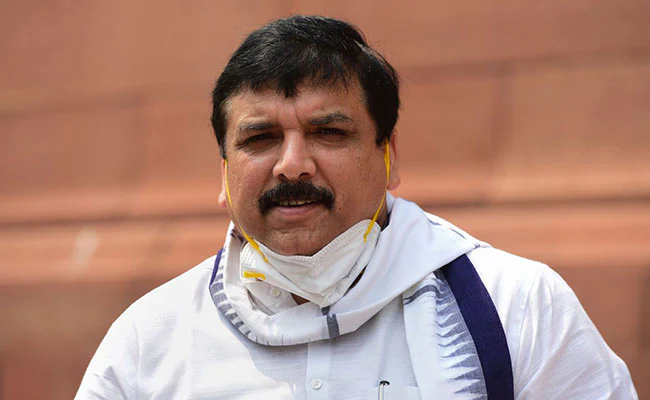 Sanjay Singh:अग्निवीर और ठेके पर पुलिस की भर्ती को लेकर संजय सिंह का आरोप, "देश-UP की सुरक्षा के साथ मजाक"