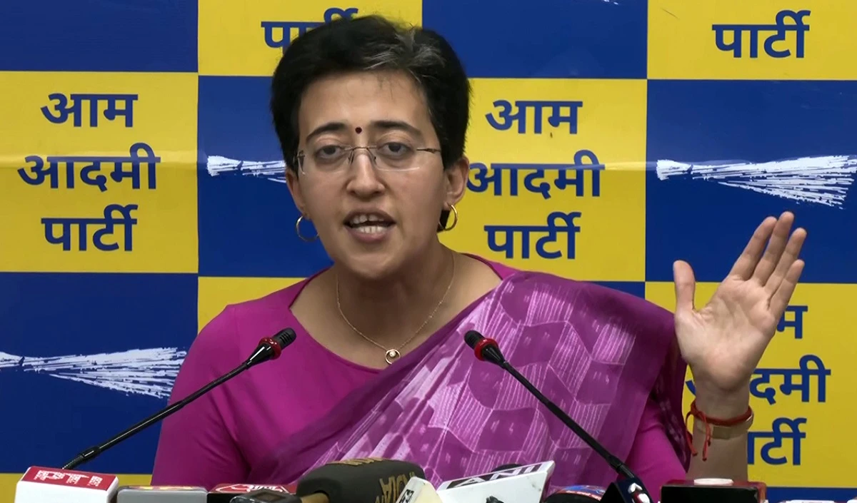 Atishi News: आप नेता आतिशी ने कहा कि भाजपा बिजली के दामों को लेकर भ्रम पैदा कर रही है।