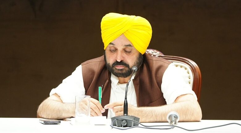 CM Bhagwat Mann के अनुसार, राज्य संचालित विश्वविद्यालयों का कुलाधिपति केवल 'निर्वाचित मुख्यमंत्री' ही होना चाहिए।