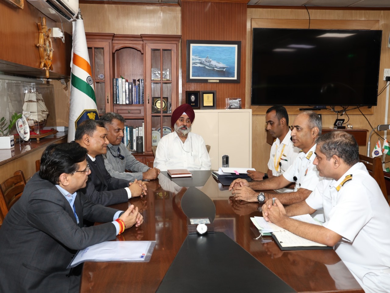 Indian Navy ने बीईएमएल लिमिटेड के साथ समझौता ज्ञापन पर हस्ताक्षर किए