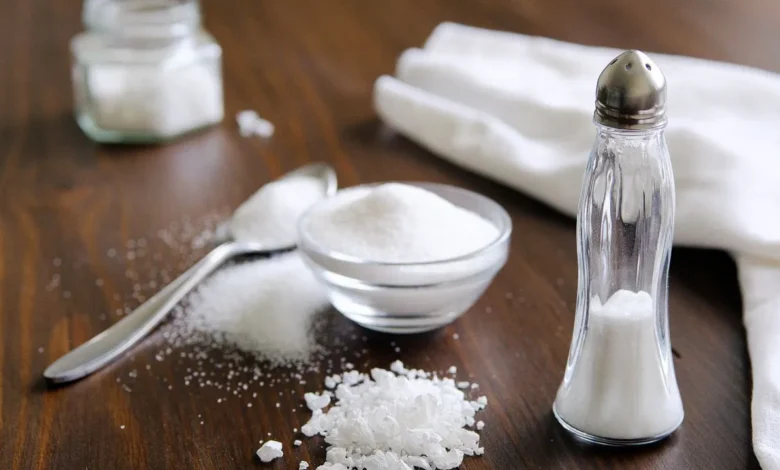 Impact of salt on skin: रिसर्च ने पाया कि अधिक नमक खाने से ये त्वचा समस्याएं होती हैं