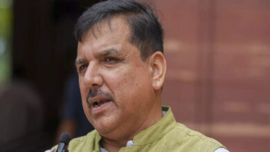 Sanjay Singh: AAP को सुप्रीम कोर्ट से झटका लगने पर संजय सिंह ने कहा, 'असहमत, एक चुनी हुई सरकार को...'