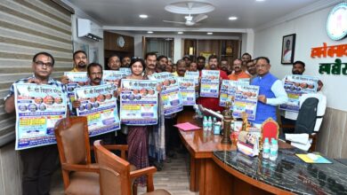 CM Vishnu Dev Sai ने मुख्यमंत्री निवास में किया गौ विज्ञान परीक्षा के पोस्टर का विमोचन