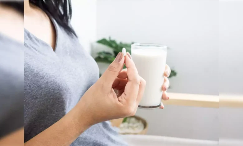 Medicine And Milk: दूध के साथ कौन सी दवाइयां नहीं लेनी चाहिए?