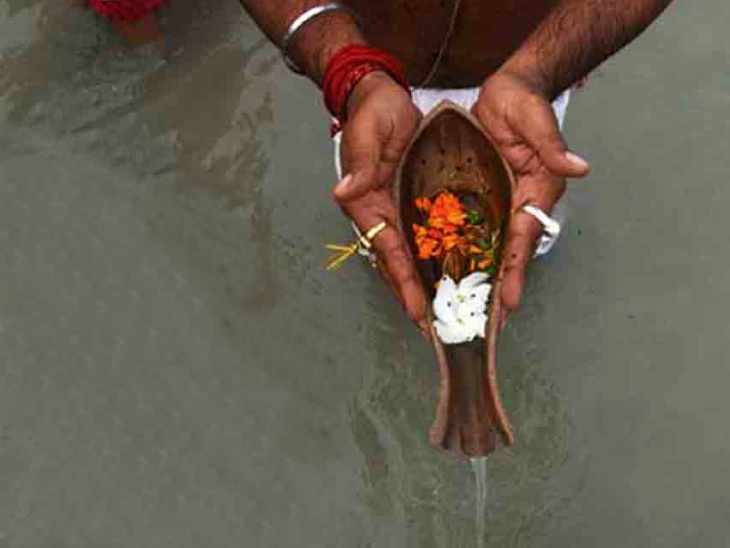 Sarva Pitru Amavasya 2024 कब होगी? श्राद्ध की तारीख और महत्व जानें