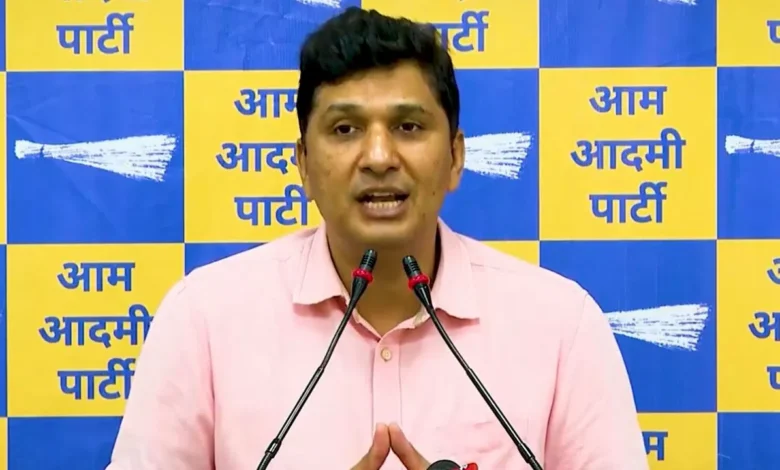 Saurabh Bhardwaj ने कानून-व्यवस्था के मुद्दे पर LG पर हमला बोला, BJP ने किया पलटवार