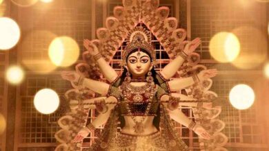 Shardiya Navratri में नौ दिनों तक मां की पूजा करने के लिए आवश्यक सामान की पूरी सूची देखें।