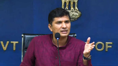 Saurabh Bharadwaj: AAP का निशाना "दिल्ली में कई गिरोह एक्टिव हैं, कानून-व्यवस्था संभालने में केंद्र असमर्थ है"।