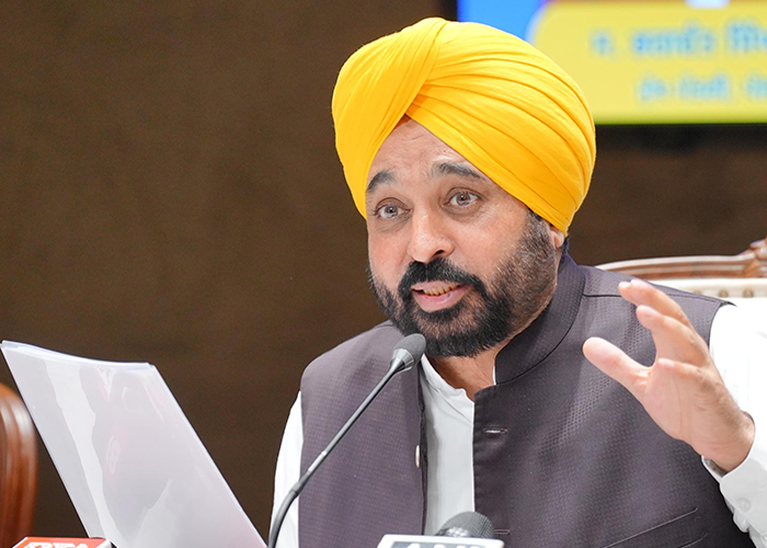 CM Bhagwant Mann की हरित पहलः राज्य सहकारी बैंकों ने फसल अवशेष प्रबंधन पर 80% सब्सिडी तक ऋण की पेशकश की