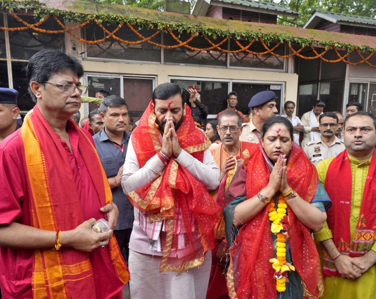 CM Nayab Saini ने कामाख्या देवी मंदिर में दर्शन करने के बाद कहा, "हरियाणा में प्रधानमंत्री मोदी की नीतियों की जीत