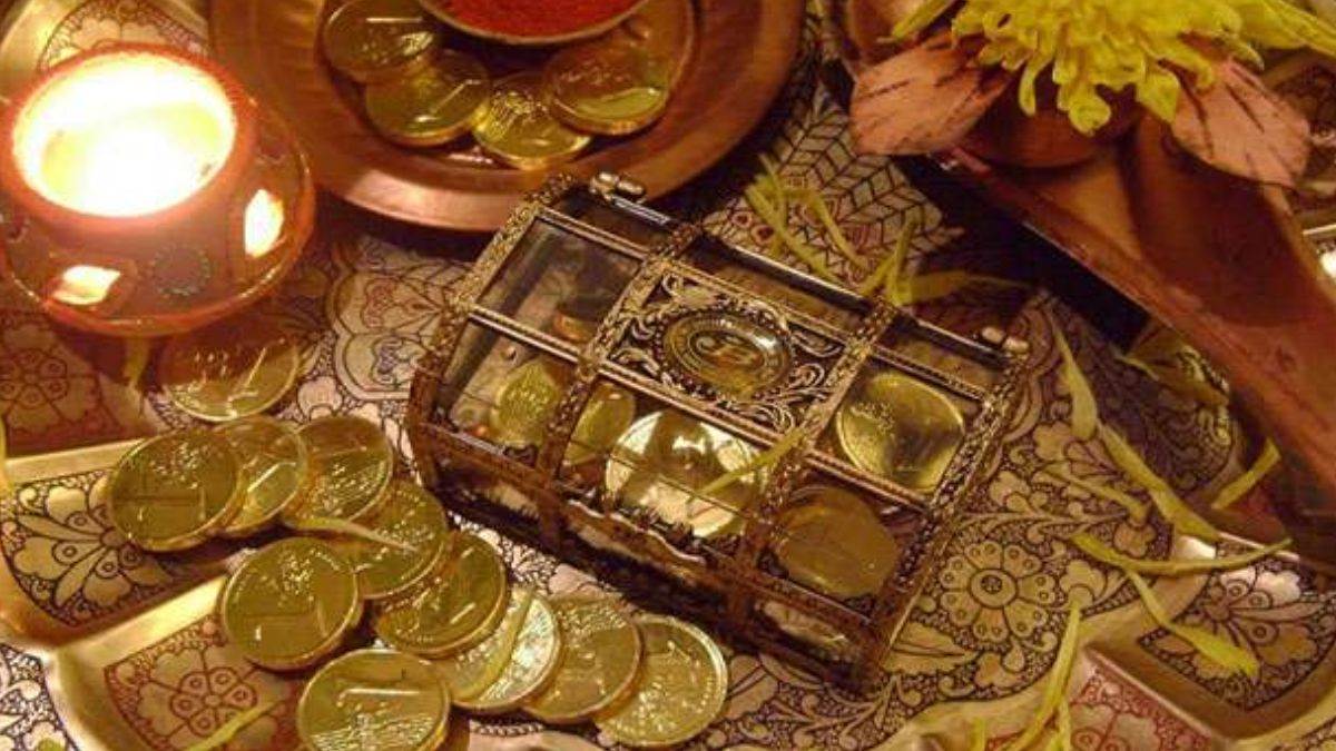 Rahu Kaal On Dhanteras: धनतेरस पर राहु का साया रहेगा, इसलिए भूल कर भी ना करें एक रुपए की खरीदारी