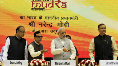 Prabdhan Mantri Mudra Yojana: मोदी सरकार ने दिवाली पर कारोबारियों-उद्यमियों को बड़ी सौगात दी ।