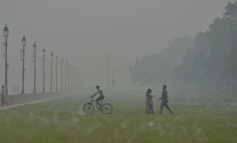 Delhi Air Pollution: CAQM ने प्रदूषण के बीच दिल्ली-NCR के स्कूलों के लिए नियमों में बदलाव की सूचना दी