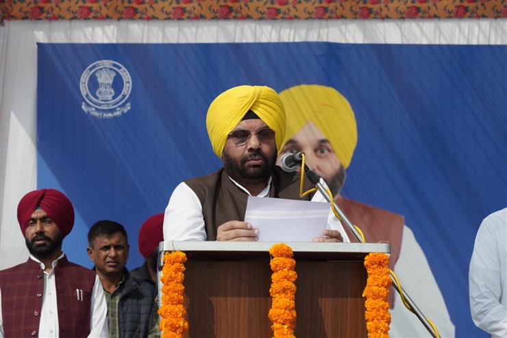 मोहाली में पंचों ने ली शपथ, Minister Harbhajan Singh ETO ने गुटबाजी खत्म करने का आह्वान किया