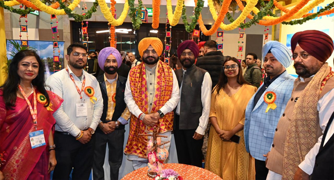 पंजाब के Tourism Minister Tarunpreet Singh Sond ने नई दिल्ली में आईआईटीएफ-2024 में पंजाब दिवस समारोह में भाग लिया