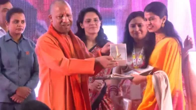 CM Yogi Adityanath ने दो दिवसीय आकांक्षा हाट का शुभारम्भ किया