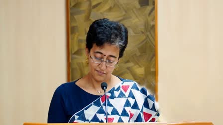 CM Atishi: नए वकीलों को आप सरकार का तोहफा, 10 लाख रुपये का टर्म और पांच लाख रुपये का फैमिली हेल्थ इंश्योरेंस मिलेगा