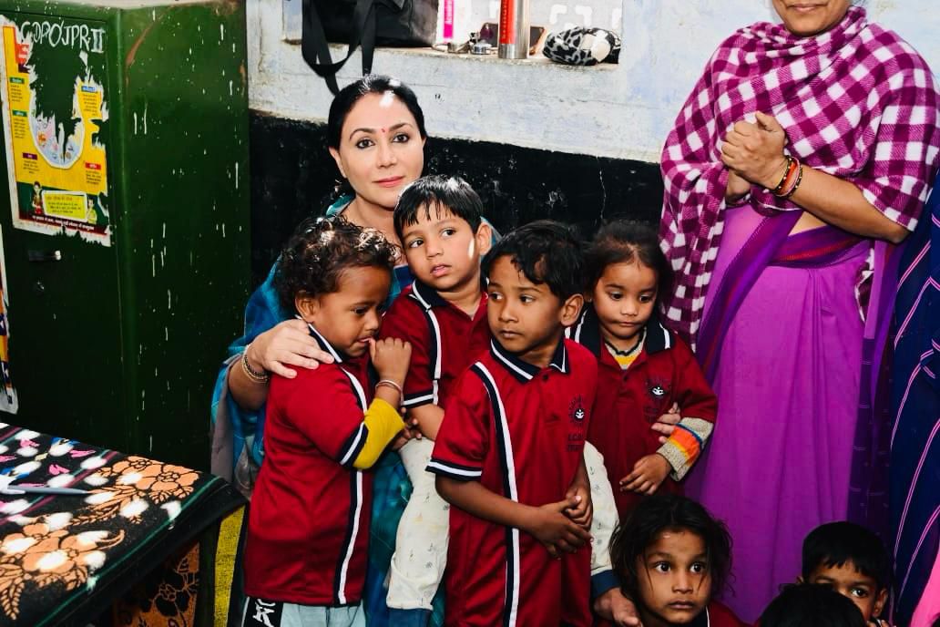 Deputy CM Diya Kumari ने मालवीय नगर बाल्मिकी बस्ती में किया आंगनबाड़ी का औचक निरीक्षण