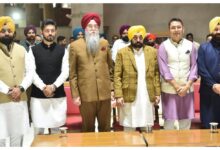 PVS Speaker Kultar Singh Sandhwan ने सीएम की मौजूदगी में नवनिर्वाचित विधायकों को शपथ दिलाई