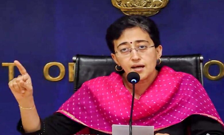 CM Atishi ने कहा करोड़ों रुपये की होगी बचत', दिल्ली सरकार के सभी कार्यालयों में पांच स्टार AC लगेंगे