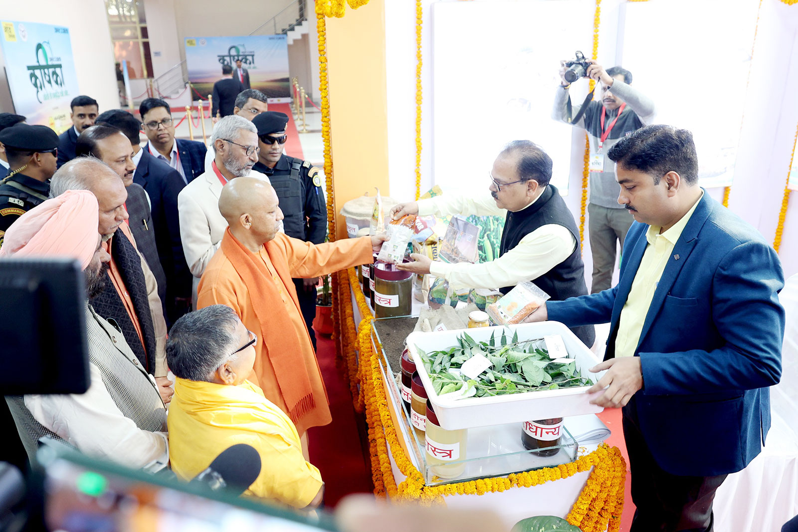 CM Yogi Adityanath ने ‘अमर उजाला कृषिका, खेती से समृद्धि की ओर’ कार्यक्रम का उद्घाटन किया