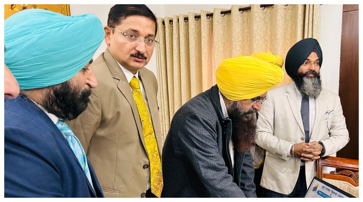 Gurmeet Singh Khudian ने चारे की कमी से निपटने और पशुधन उत्पादकता बढ़ाने के लिए नवीन समाधानों के महत्व पर जोर दिया