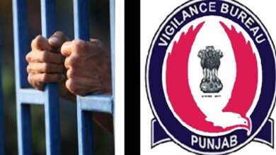 Punjab Vigilance Bureau ने पीएसपीसीएल लाइनमैन और मीटर रीडर को दूसरी किस्त के तौर पर 5000 रुपये रिश्वत लेते रंगे हाथों पकड़ा