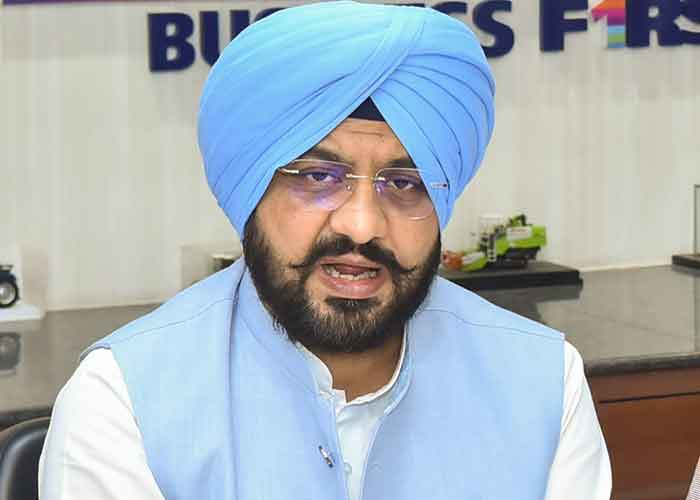 Tourism Minister Tarunpreet Singh Sond ने कहा कि जल सिर्फ भ्रष्टाचार का एक प्रतीक है, और हम इसकी जांच कर रहे हैं।