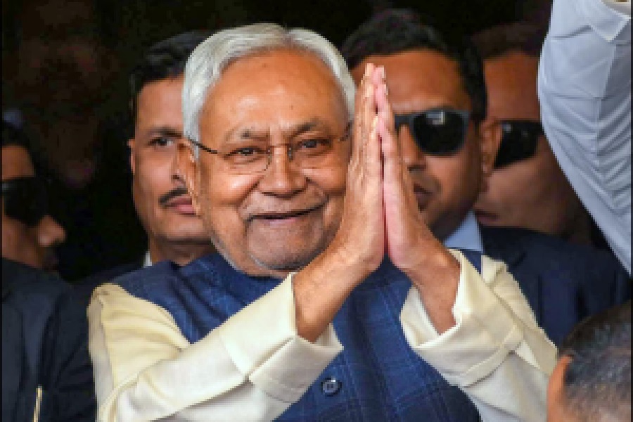 प्रगति यात्रा में CM Nitish Kumar हर घर जल और सोलर स्ट्रीट लाईट योजना का भी जायजा लेंगे।