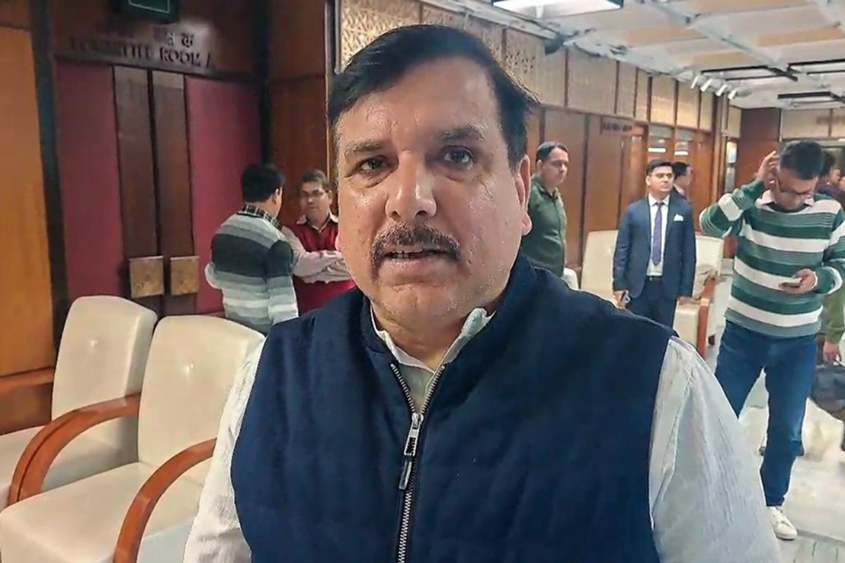 Sanjay Singh ने रिजल्ट से पहले बड़ा दावा किया, हमारे विधायकों को फोन आ रहे हैं, बीजेपी 15 करोड़ दे रही है