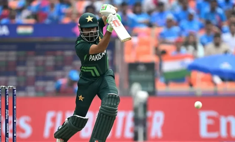 Babar Azam ODI: कोहली और धवन जैसे बल्लेबाज भी हो गए पीछे, बाबर आजम इस बड़े वर्ल्ड रिकॉर्ड के बराबर पहुंचे