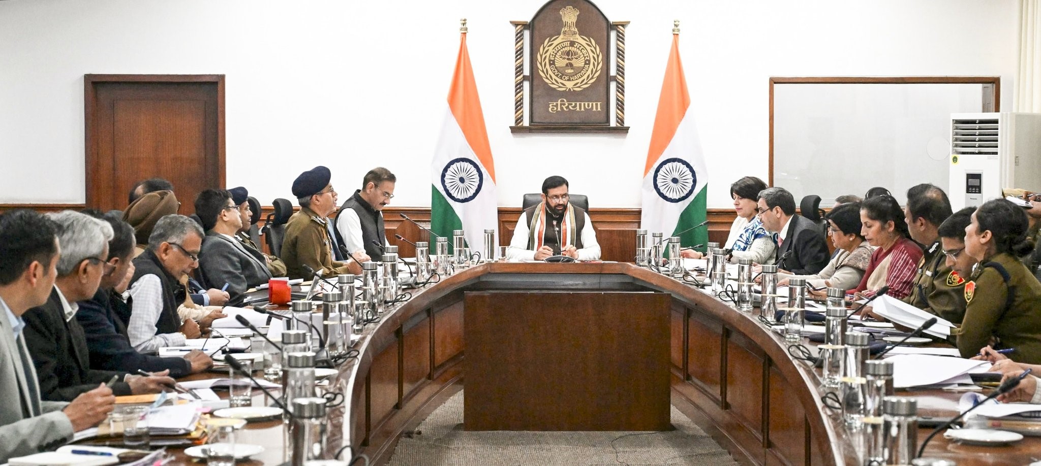 CM Nayab Saini ने की समीक्षा बैठक, हरियाणा में 28 फरवरी तक लागू होंगे तीन नए आपराधिक कानून