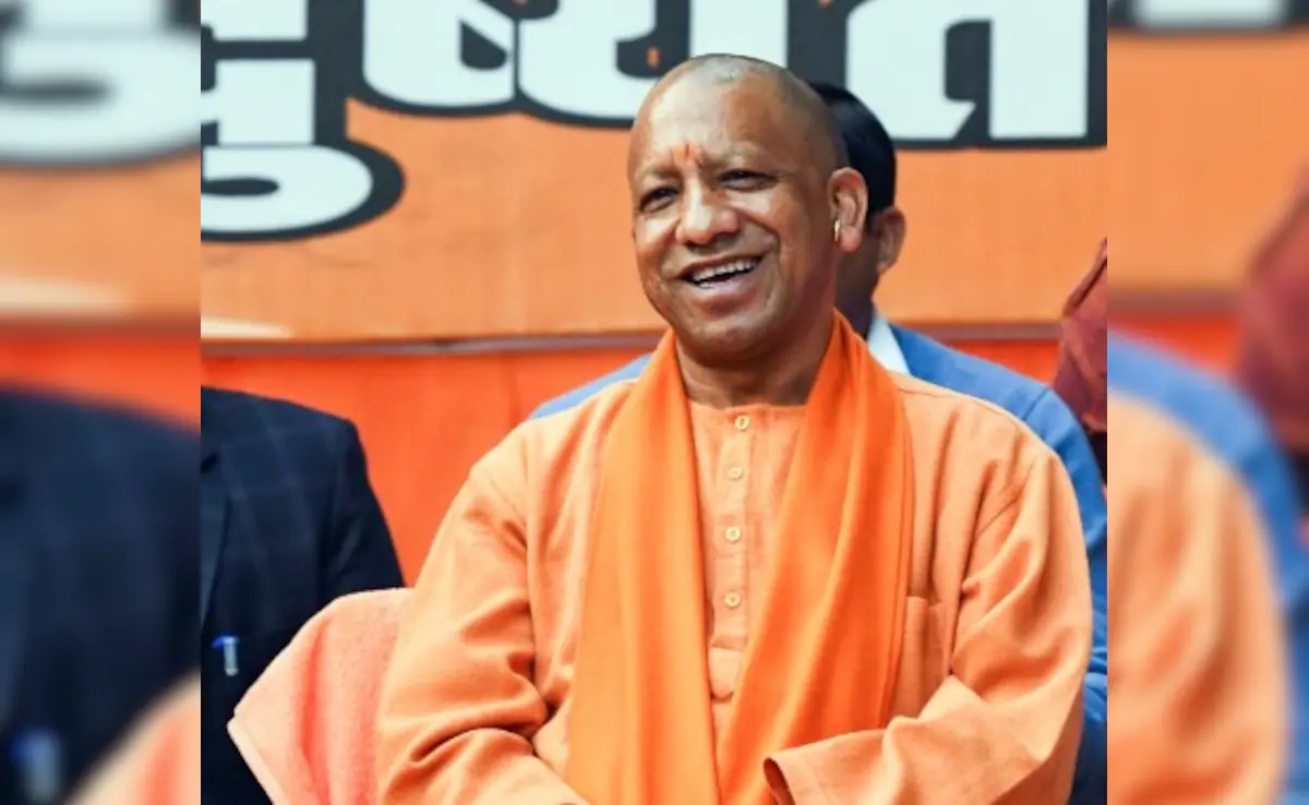 भतीजी की शादी में शामिल हुए सीएम योगी आदित्यनाथ, शनिवार को जाएंगे अपने स्कूल
