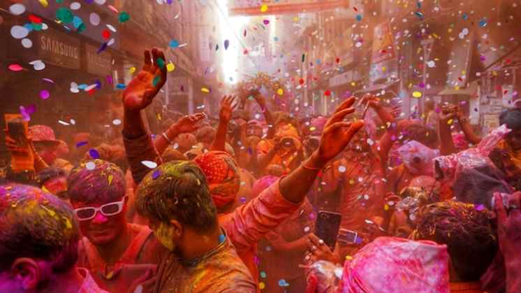 Holi 2025 Upay: होली पर इन गुलाल उपायों को अवश्य करें, आप कई समस्याओं से छुटकारा पाएंगे